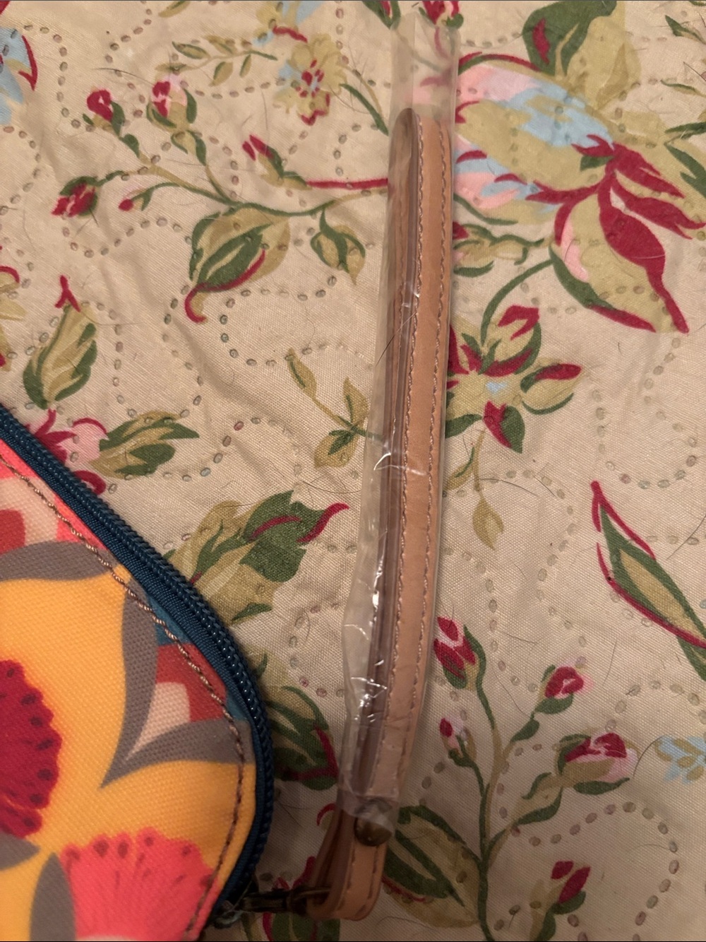Yellow Patterned Wristlet Pouch - Unbranded - Picture 3 of 7